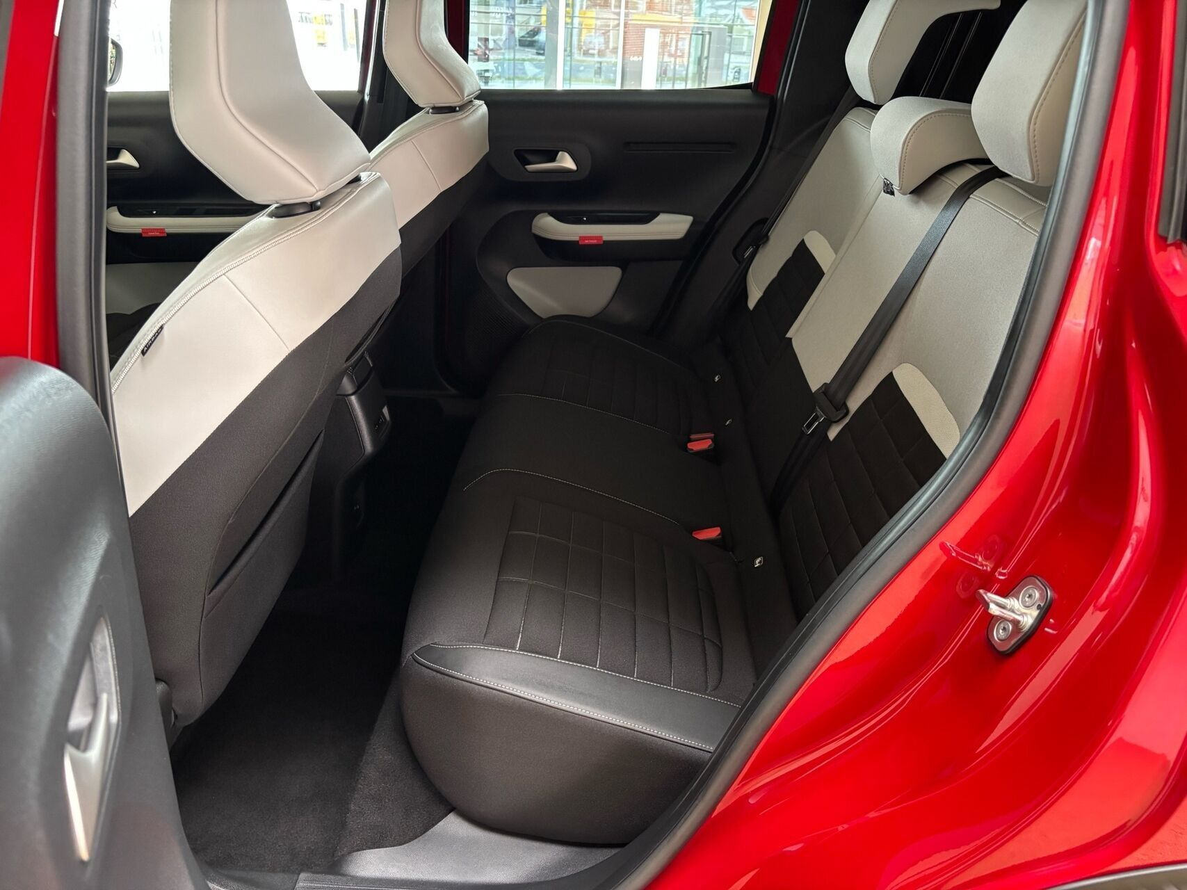 Rød Citroën ë-C3 fra 2025