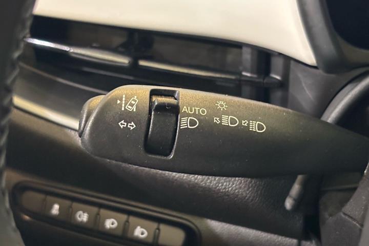 Hvid Fiat 500e fra 2023