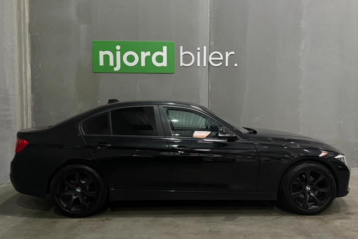 undefined BMW 316i fra 2014