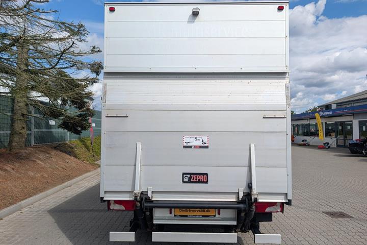 Hvid Mercedes Sprinter 315 fra 2021
