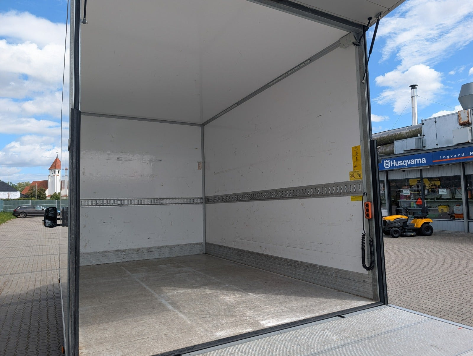 Hvid Mercedes Sprinter 315 fra 2021