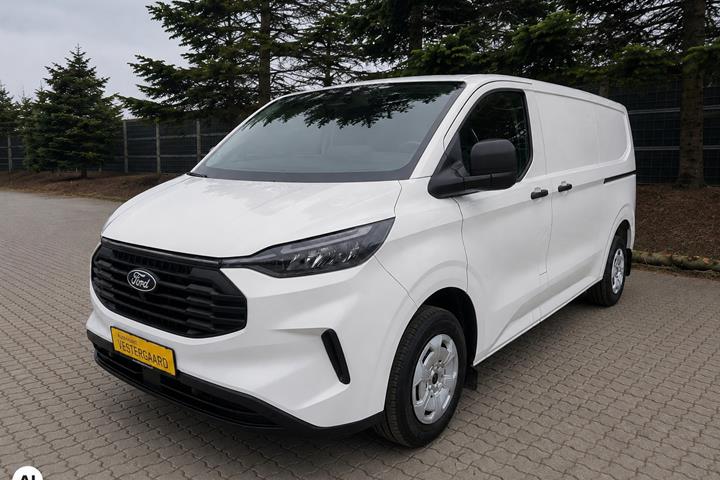 Hvid Ford Transit Custom 320 L2 fra 2026