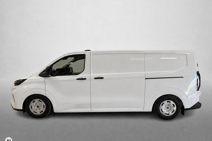 Hvid Ford Transit Custom 320 L2 fra 2026