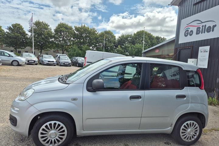 Grøn Fiat Panda fra 2012