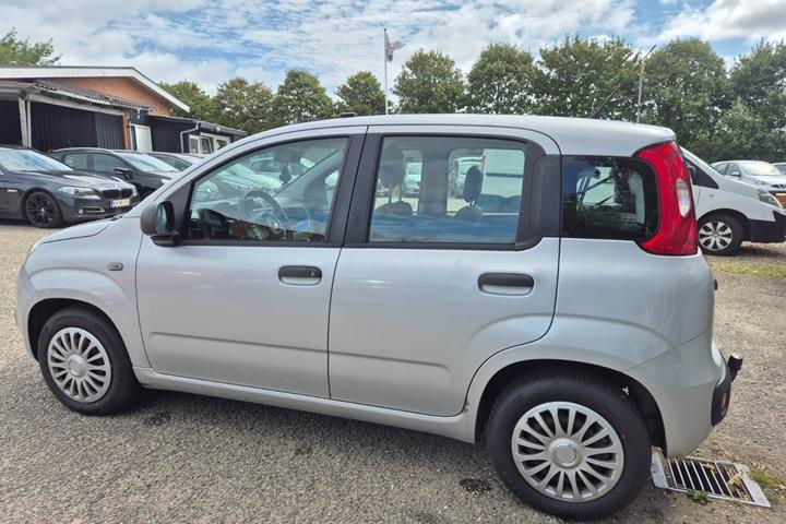 Grøn Fiat Panda fra 2012