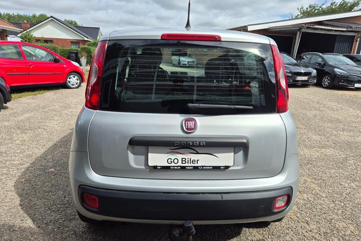Grøn Fiat Panda fra 2012