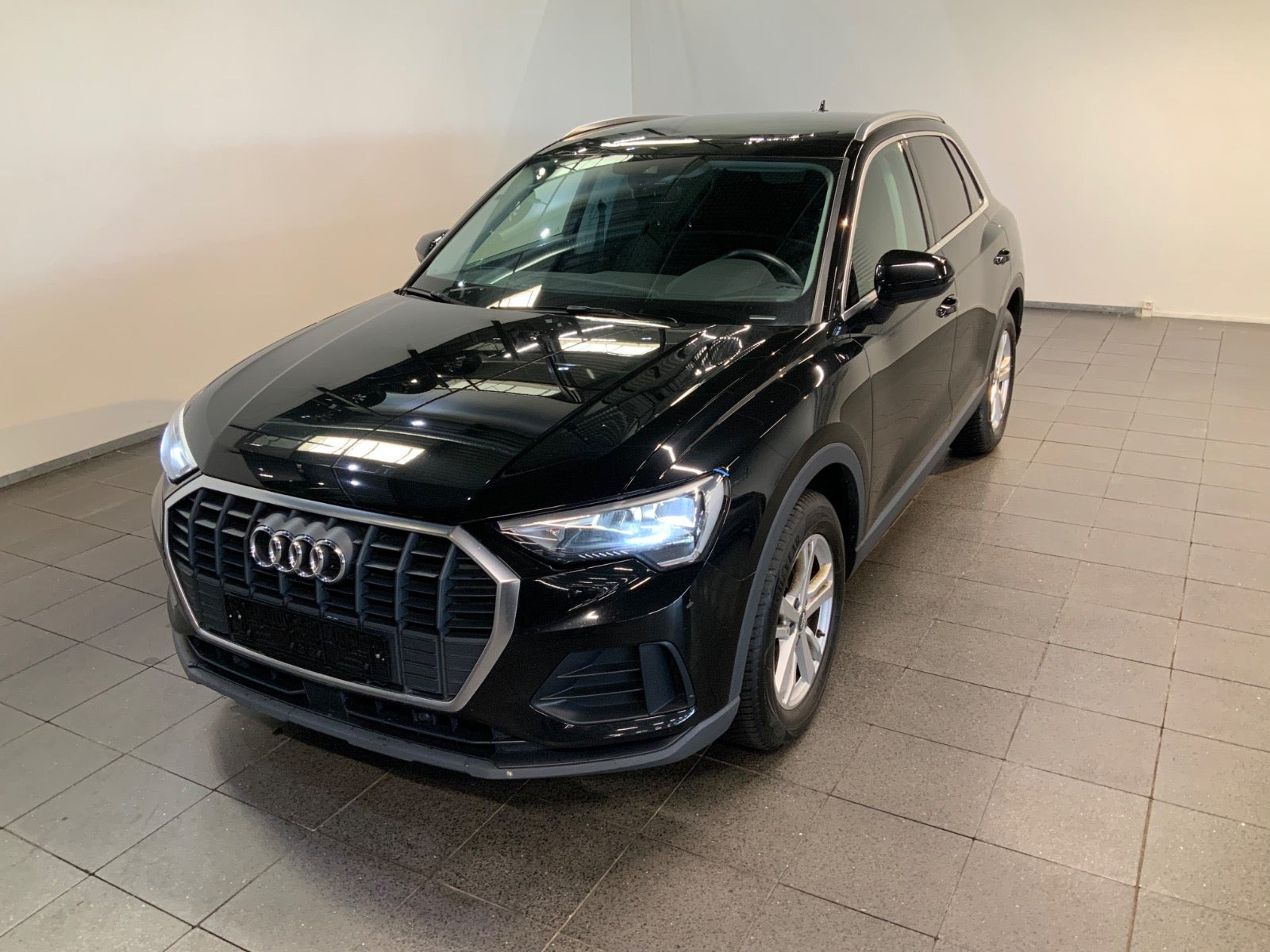 Audi Q3 35 TFSi S-tr.