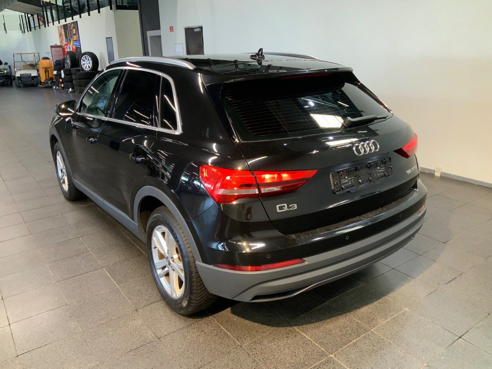 Sort Audi Q3 fra 2019