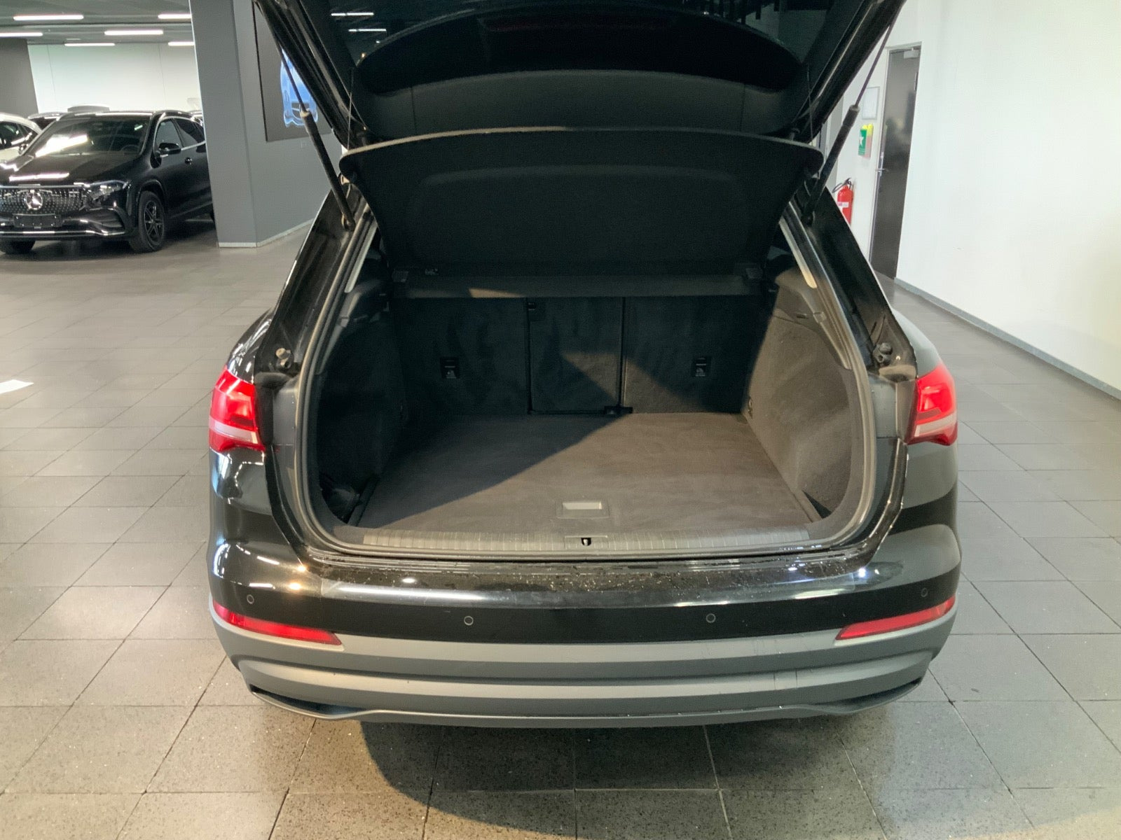 Sort Audi Q3 fra 2019