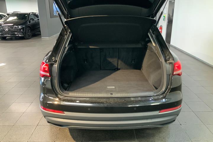 Sort Audi Q3 fra 2019