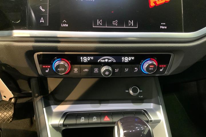 Sort Audi Q3 fra 2019