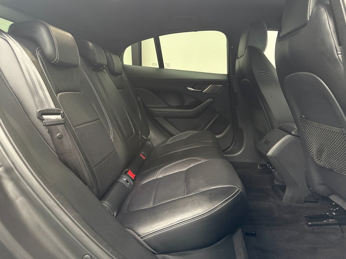 Rød Jaguar I-Pace fra 2019