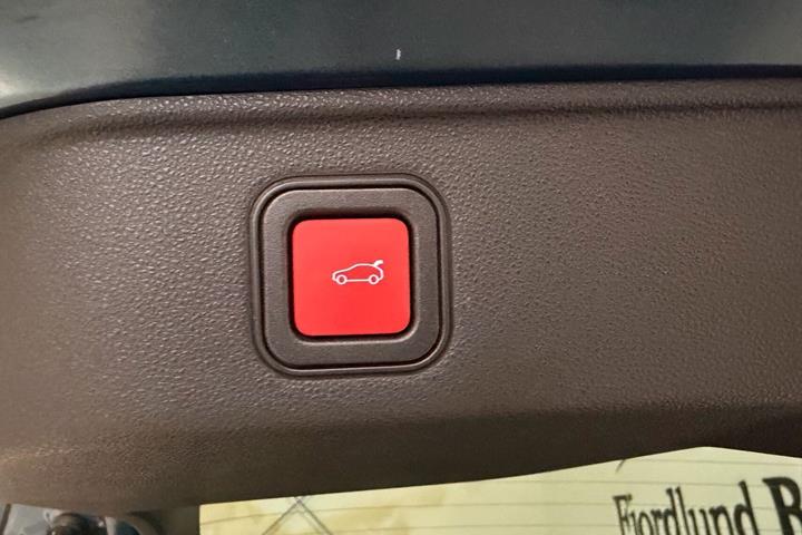 Blå Alfa Romeo Junior fra 2025