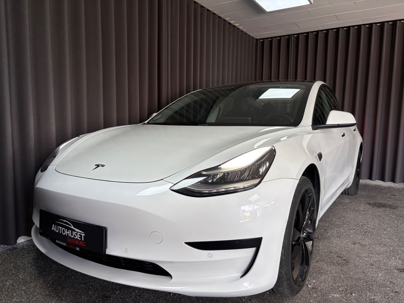 Tesla Model 3 Standard Range+ RWD