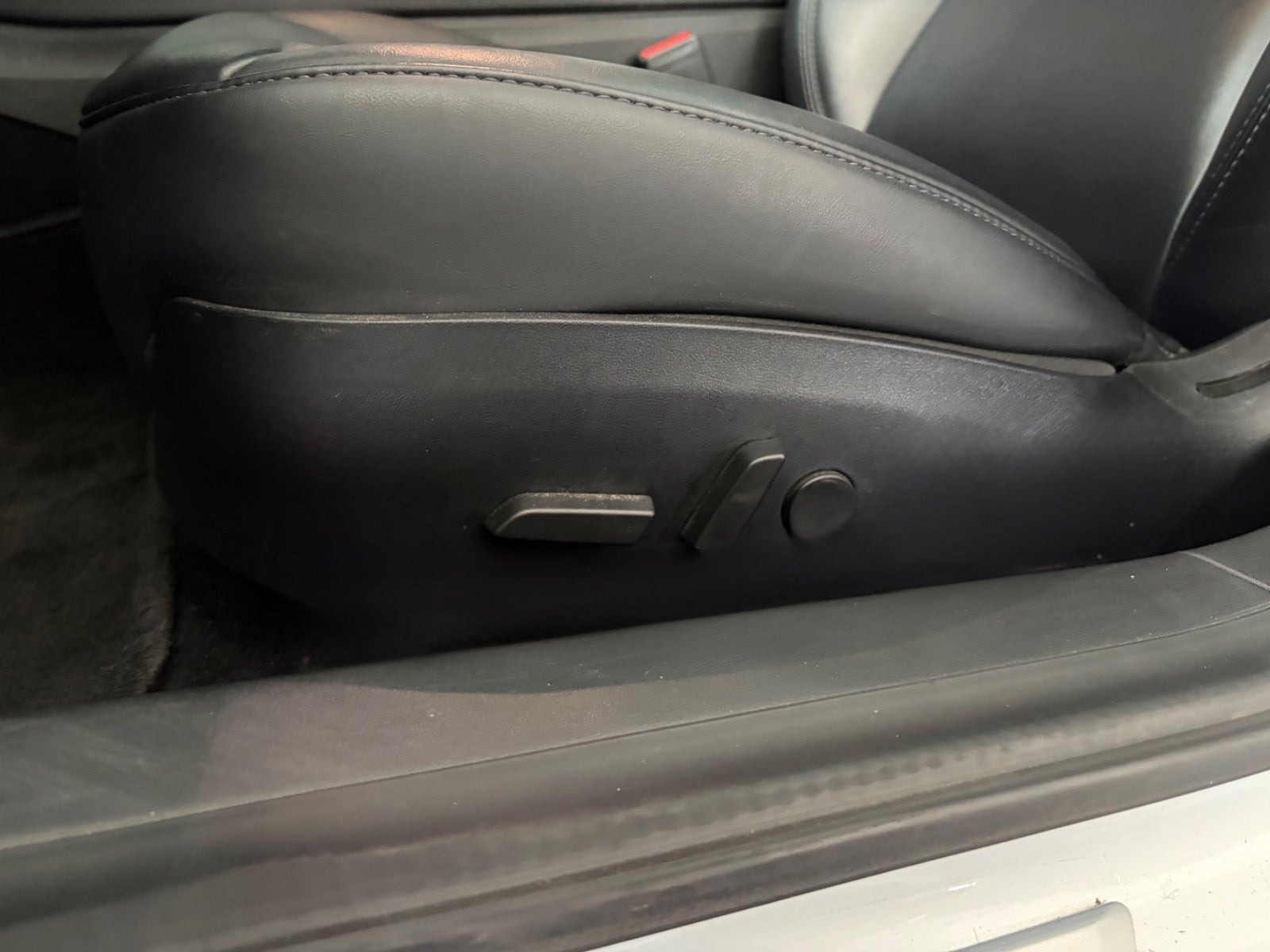 Tesla Model 3 Standard Range Plus, 325hk, 2020