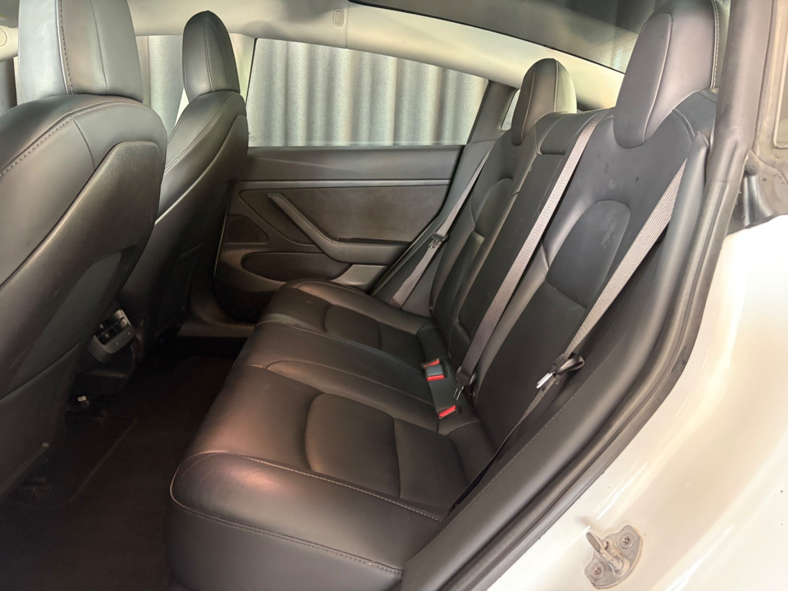 Tesla Model 3 Standard Range Plus, 325hk, 2020