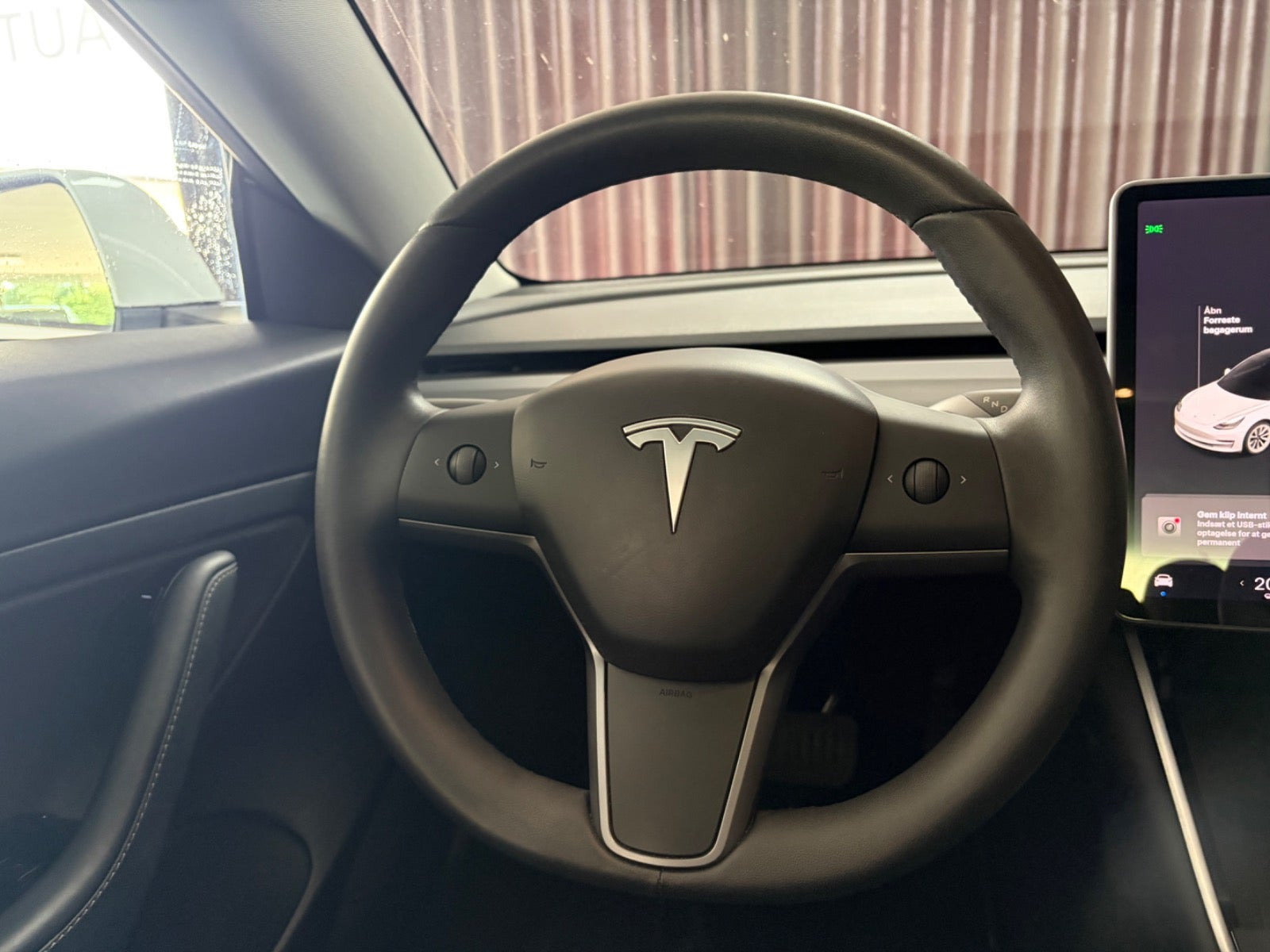 Tesla Model 3 Standard Range Plus, 325hk, 2020