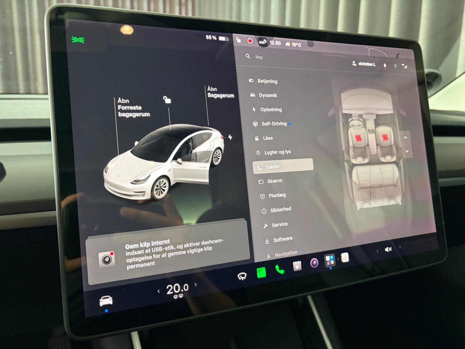 Sort Tesla Model 3 fra 2020