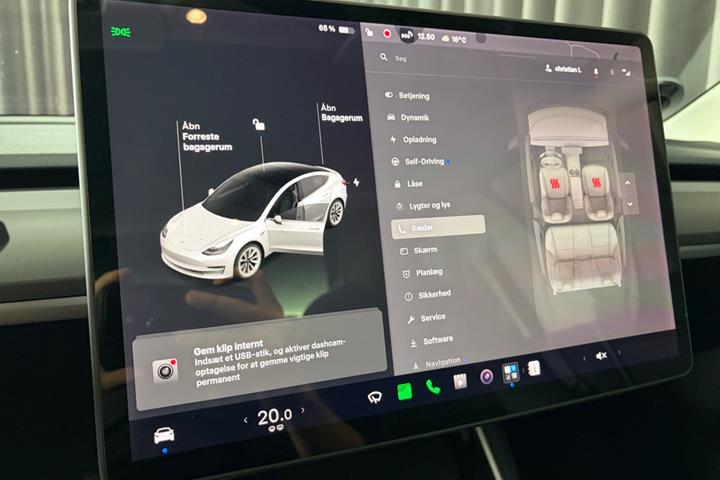 Sort Tesla Model 3 fra 2020