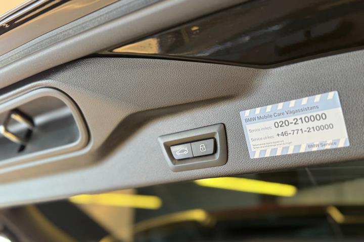 Sort BMW X5 fra 2023