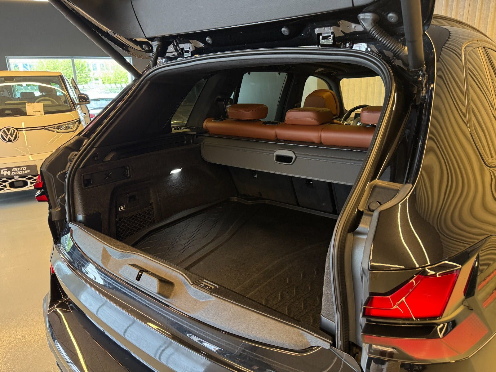 Sort BMW X5 fra 2023