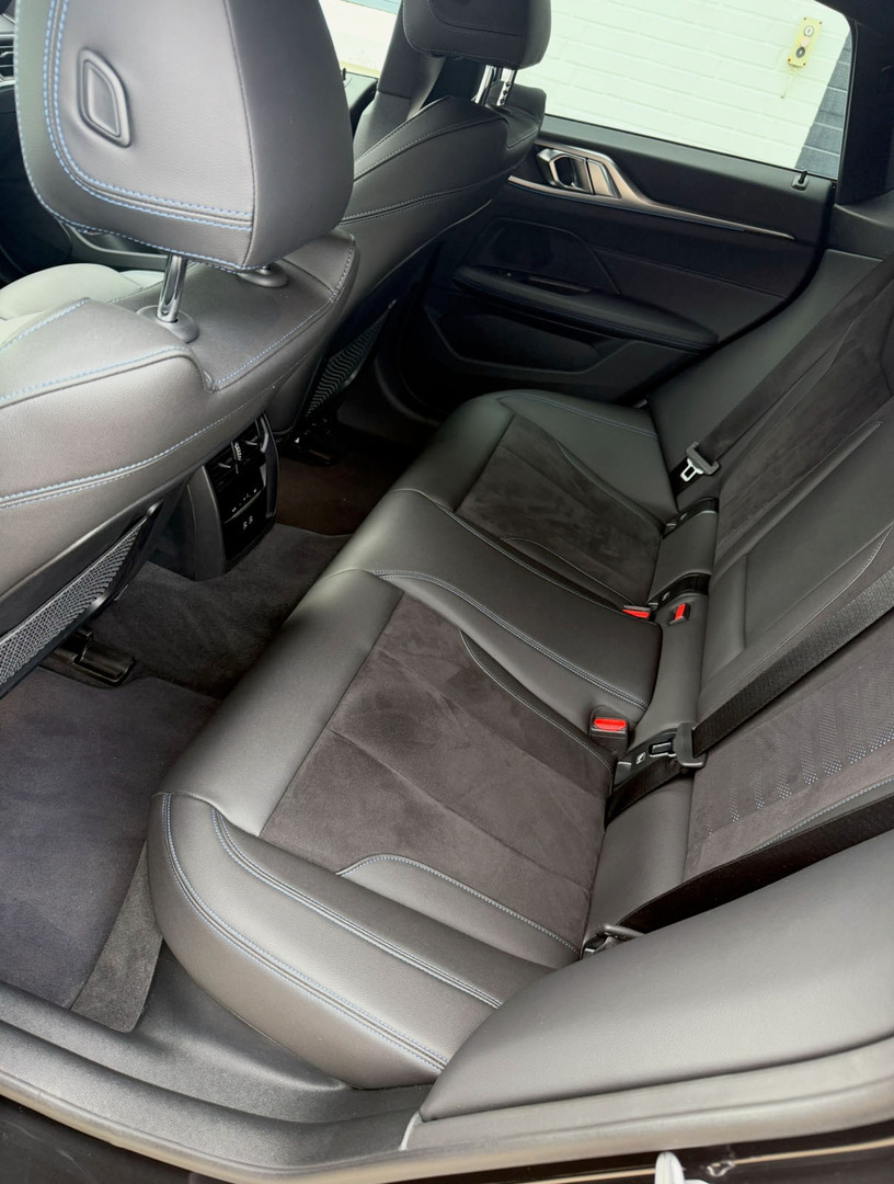 Sort BMW i4 fra 2023