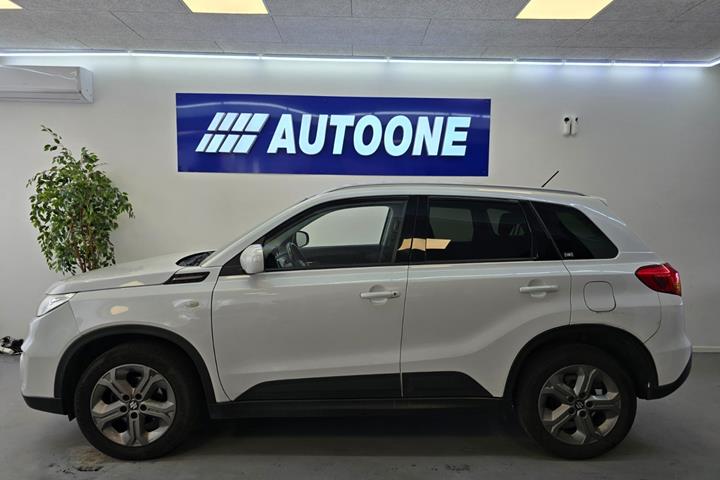 Hvid Suzuki Vitara fra 2015