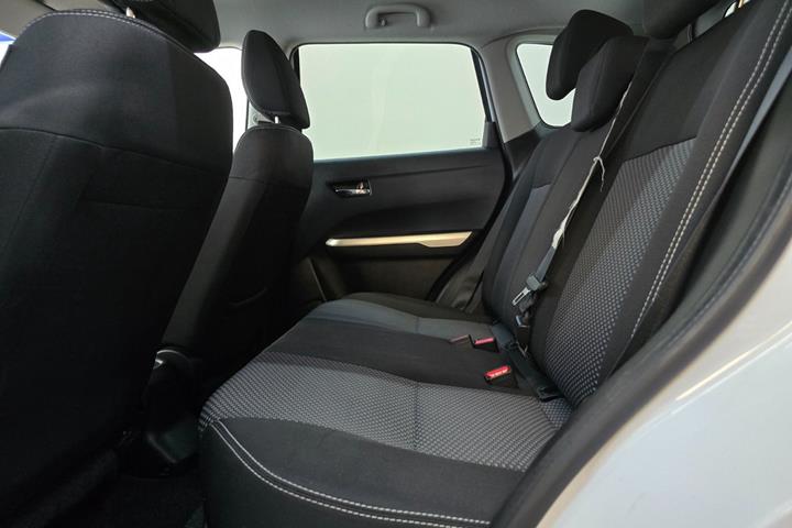 Hvid Suzuki Vitara fra 2015