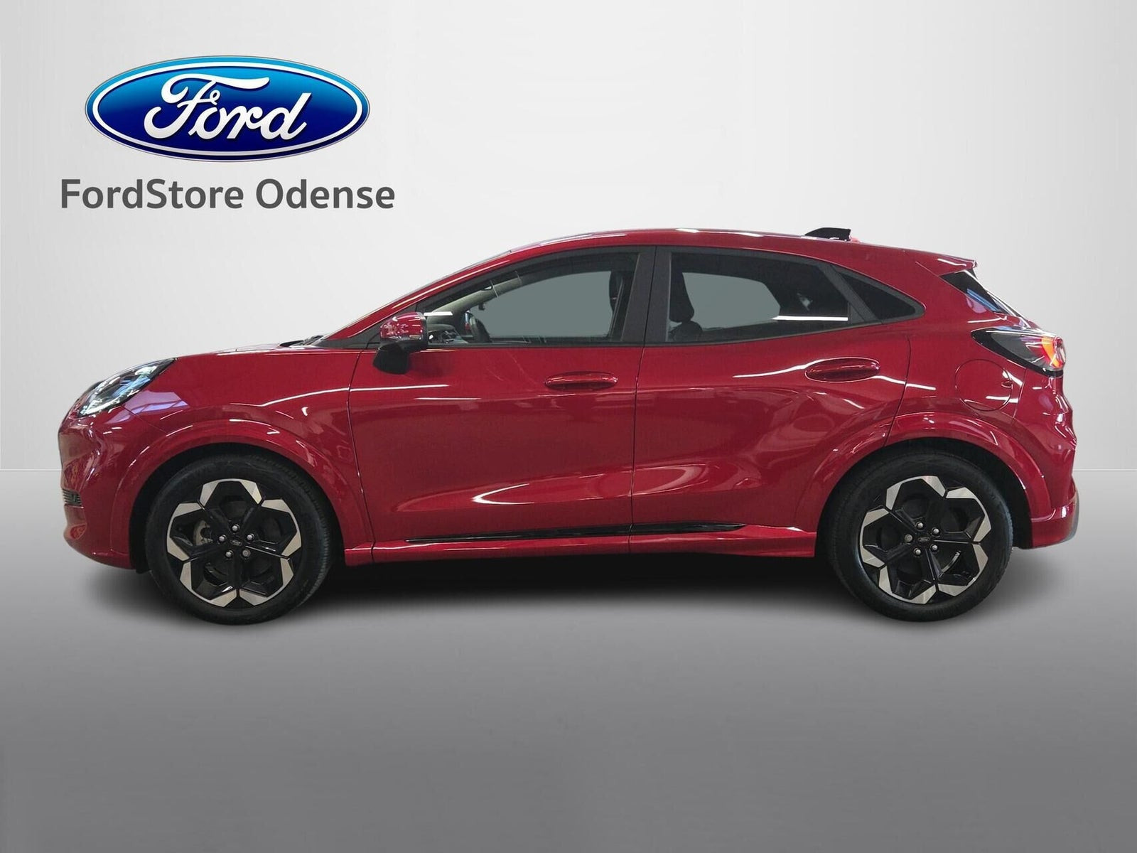 Rød Ford Puma fra 2025