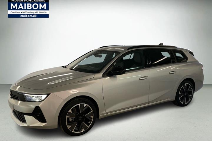 Sølv Opel Astra-e fra 2024