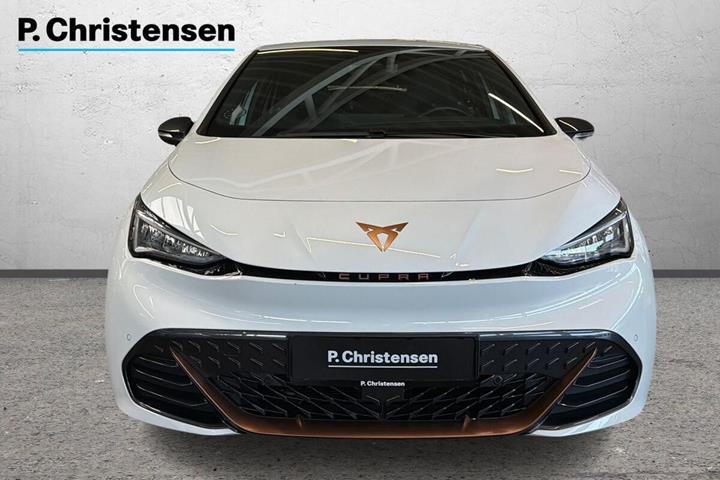 Hvid Cupra Born fra 2023