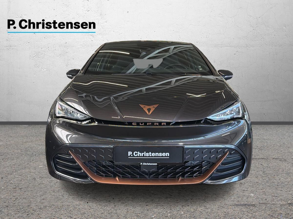 Sort Cupra Born fra 2024