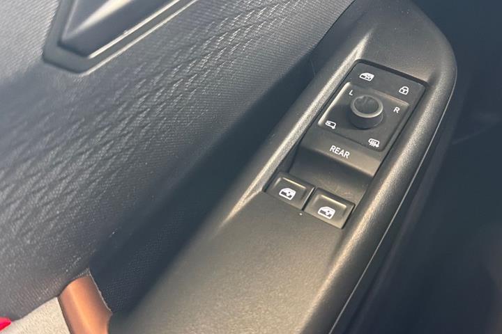 Sort Cupra Born fra 2024