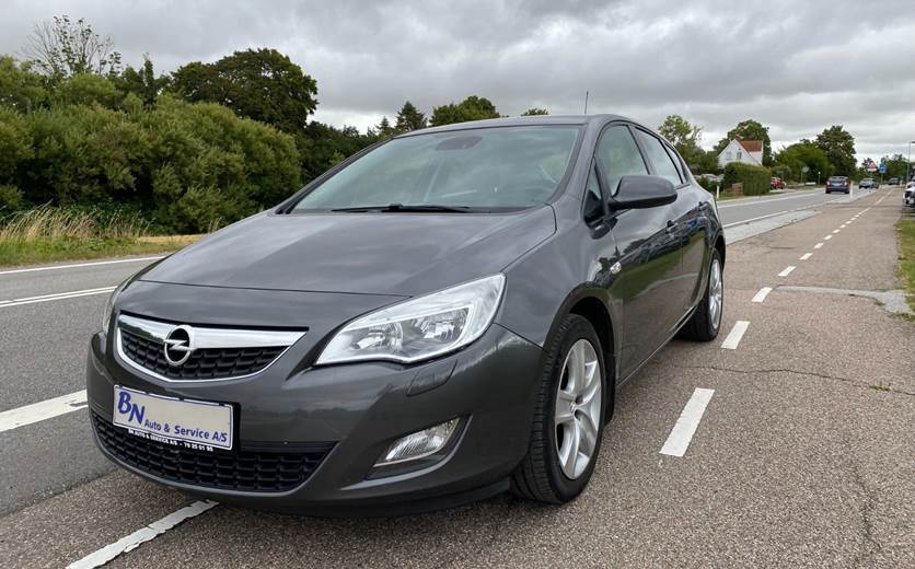Opel Astra 1,6 Enjoy