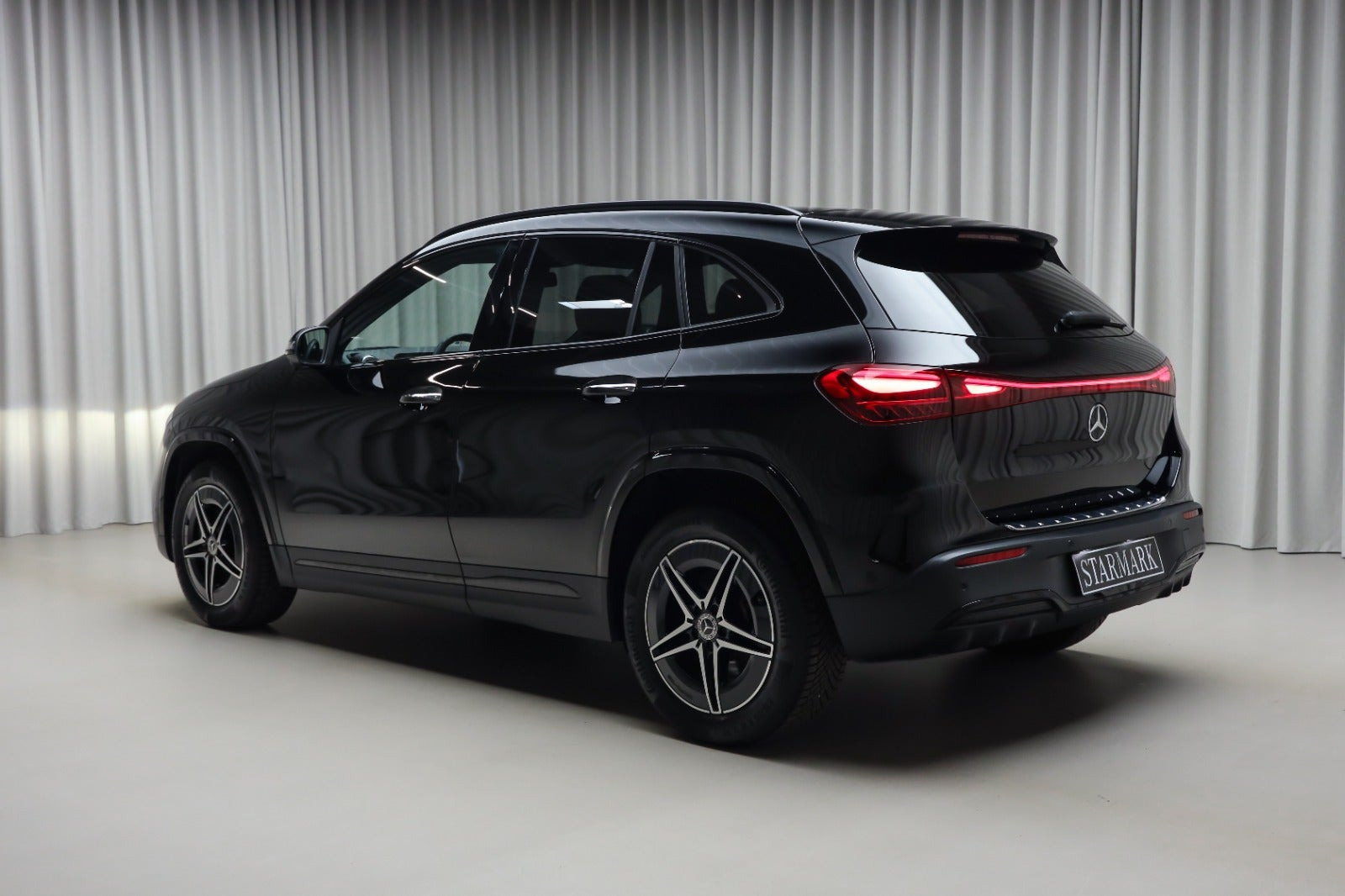 Sort Mercedes EQA250+ fra 2026