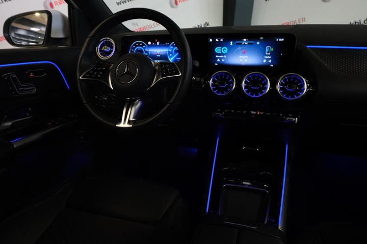 Hvid Mercedes EQA250+ fra 2025