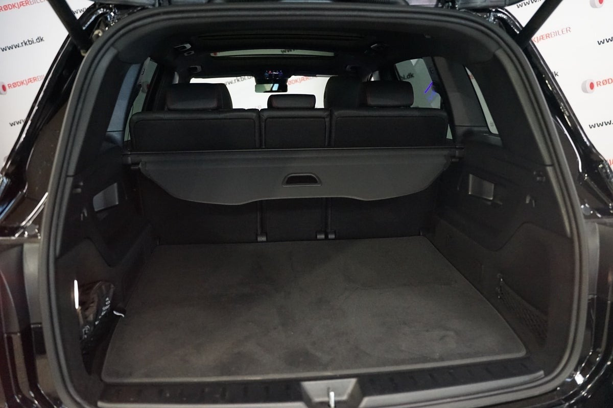 Sort Mercedes EQB250+ fra 2025