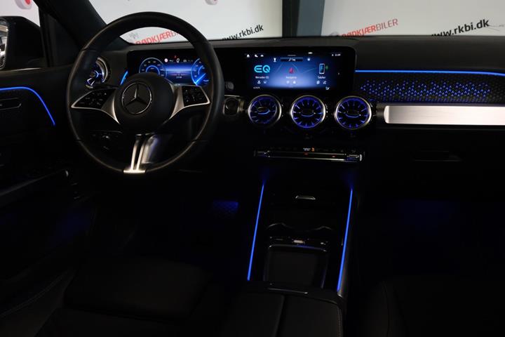 Sort Mercedes EQB250+ fra 2025