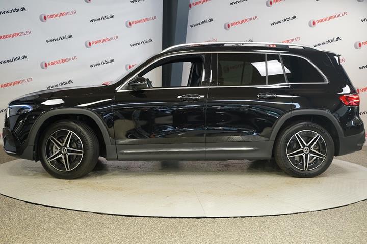 Sort Mercedes EQB250+ fra 2025
