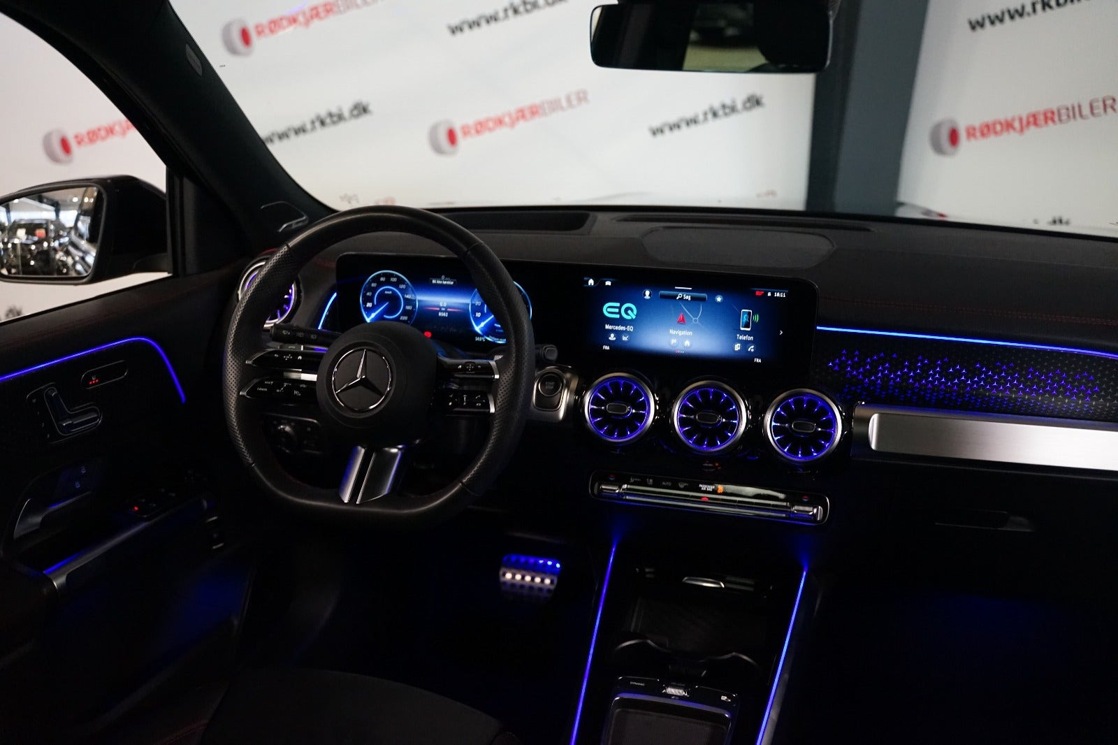 Sort Mercedes EQB250+ fra 2025