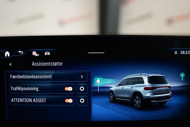Sort Mercedes EQB250+ fra 2025