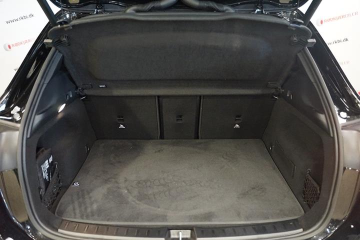 Sort Mercedes EQA250+ fra 2025