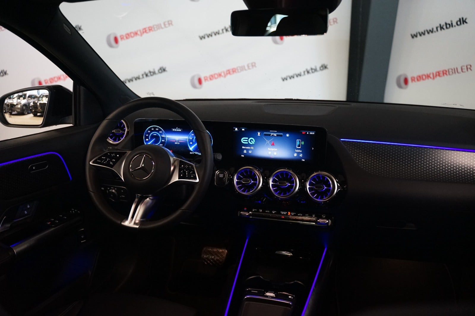 Sort Mercedes EQA250+ fra 2025