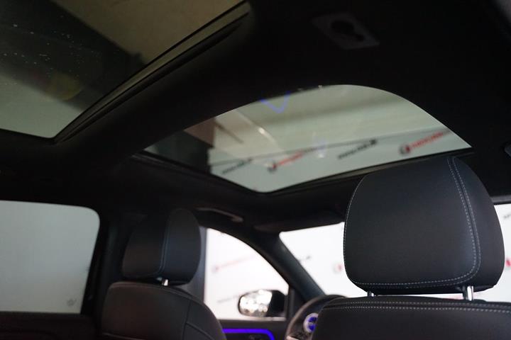 Sort Mercedes EQA250+ fra 2025