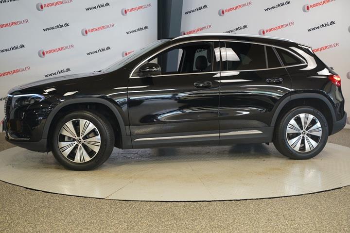 Sort Mercedes EQA250+ fra 2025