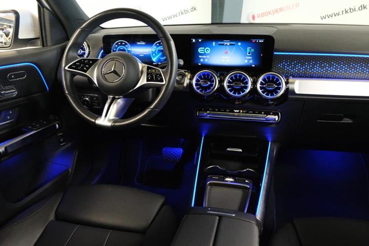 Hvid Mercedes EQB250+ fra 2025