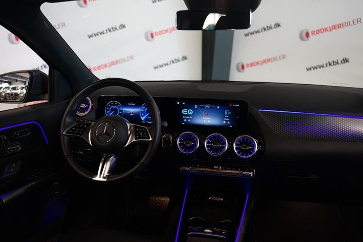 Grå Mercedes EQA250 fra 2025