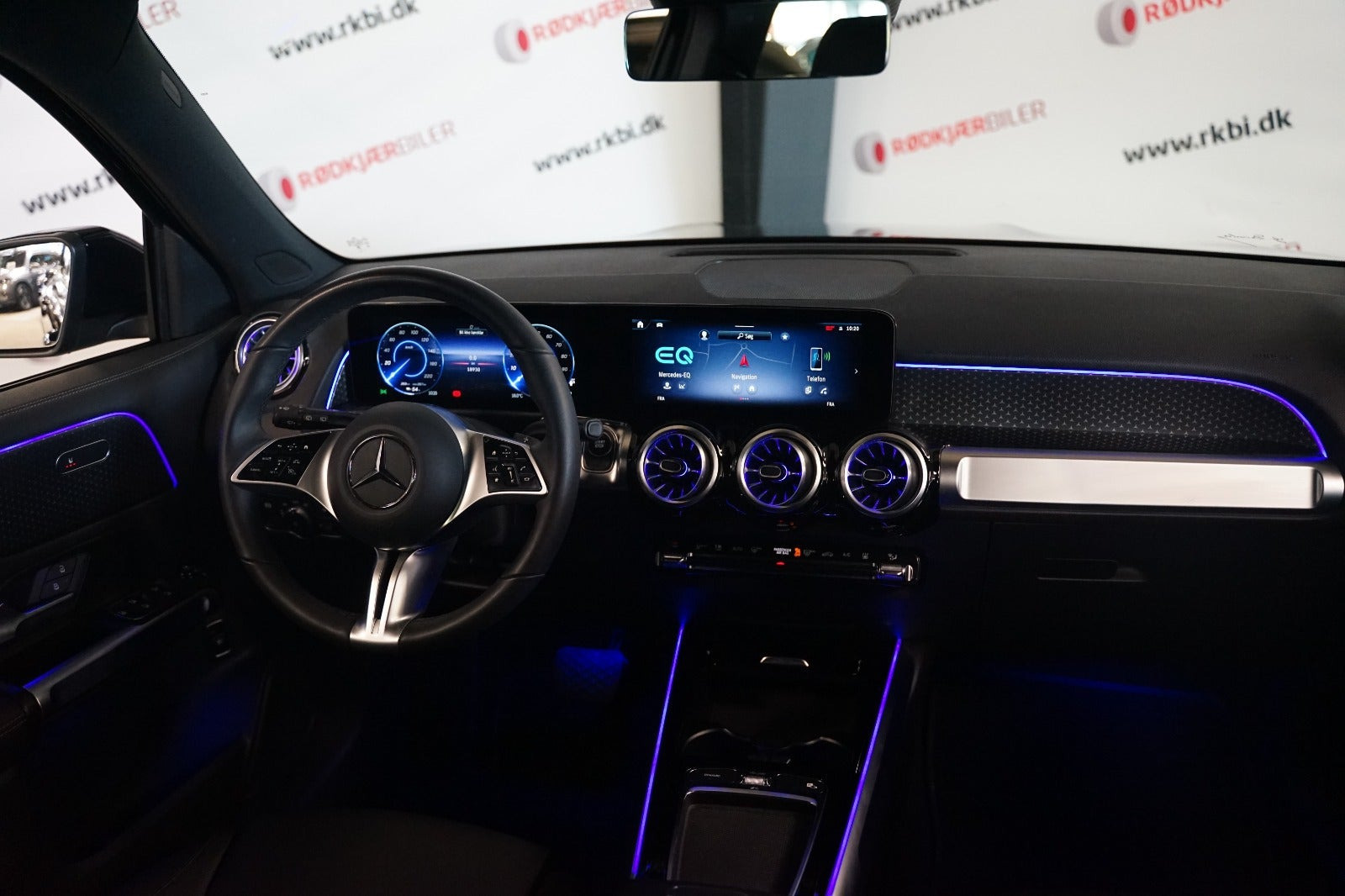 Sort Mercedes EQB250+ fra 2025