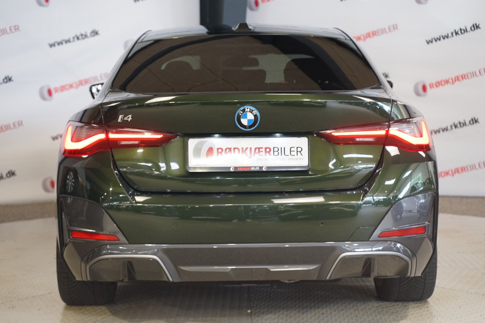 Grøn BMW i4 fra 2023