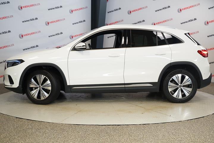 Hvid Mercedes EQA250+ fra 2025